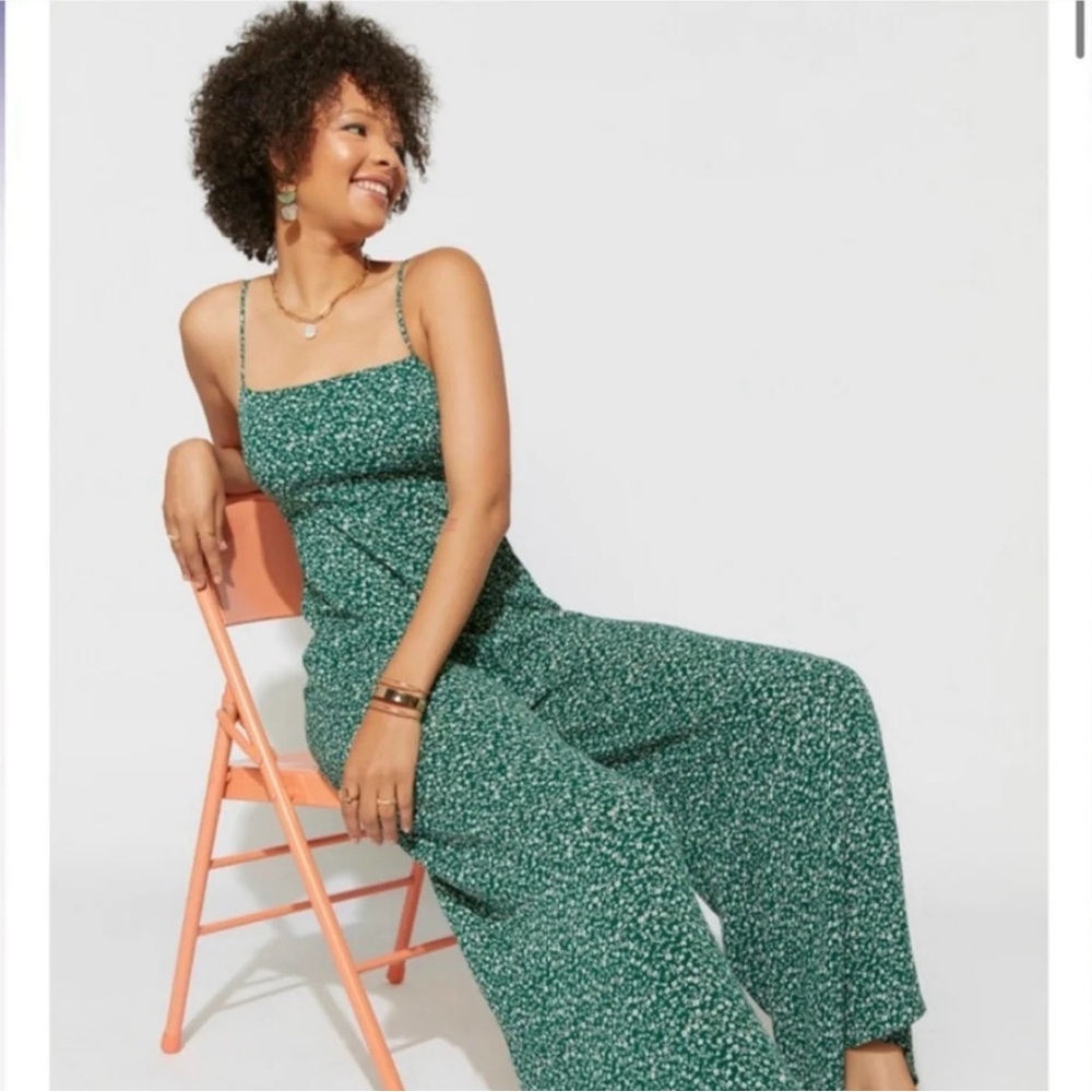 Audrey Parks x Francesca's Green daisy floral Wide-Leg Jumpsuit